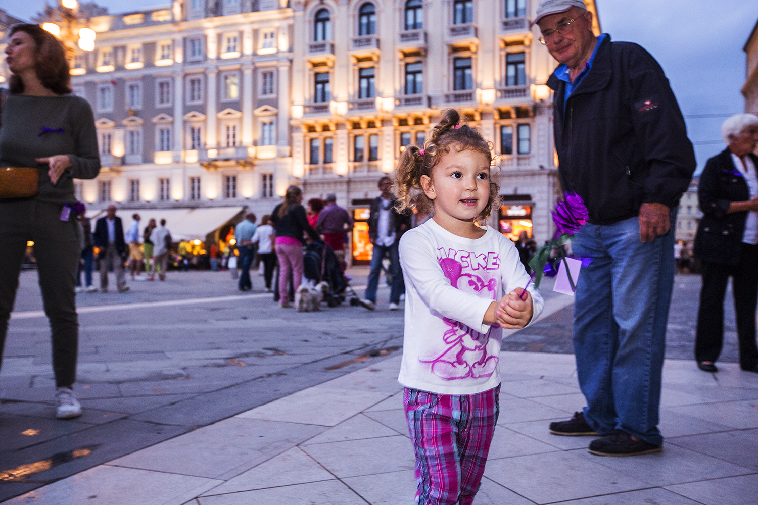 Flash-mob a Trieste - Parliamone danzando - iniziativa di sensibilizzazione sull'Alzheimer