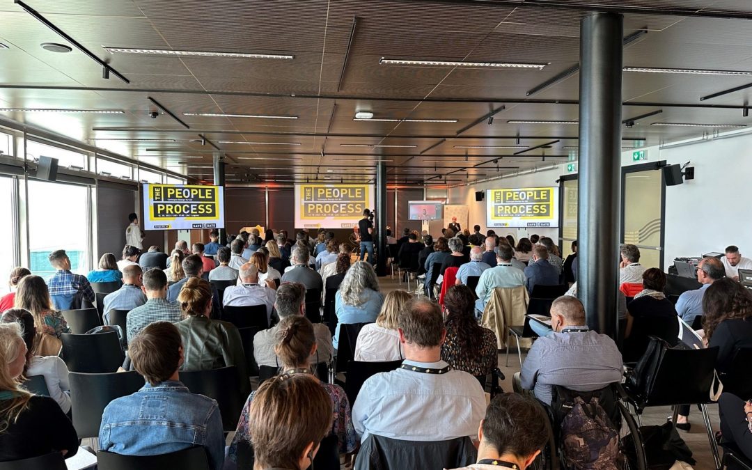 Immagine della platea di partecipanti al convegno di Lugano del 12 ottobre sul Design for All